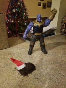 Thanos-Killed-Santa